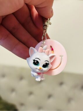 Disney Marie keychain